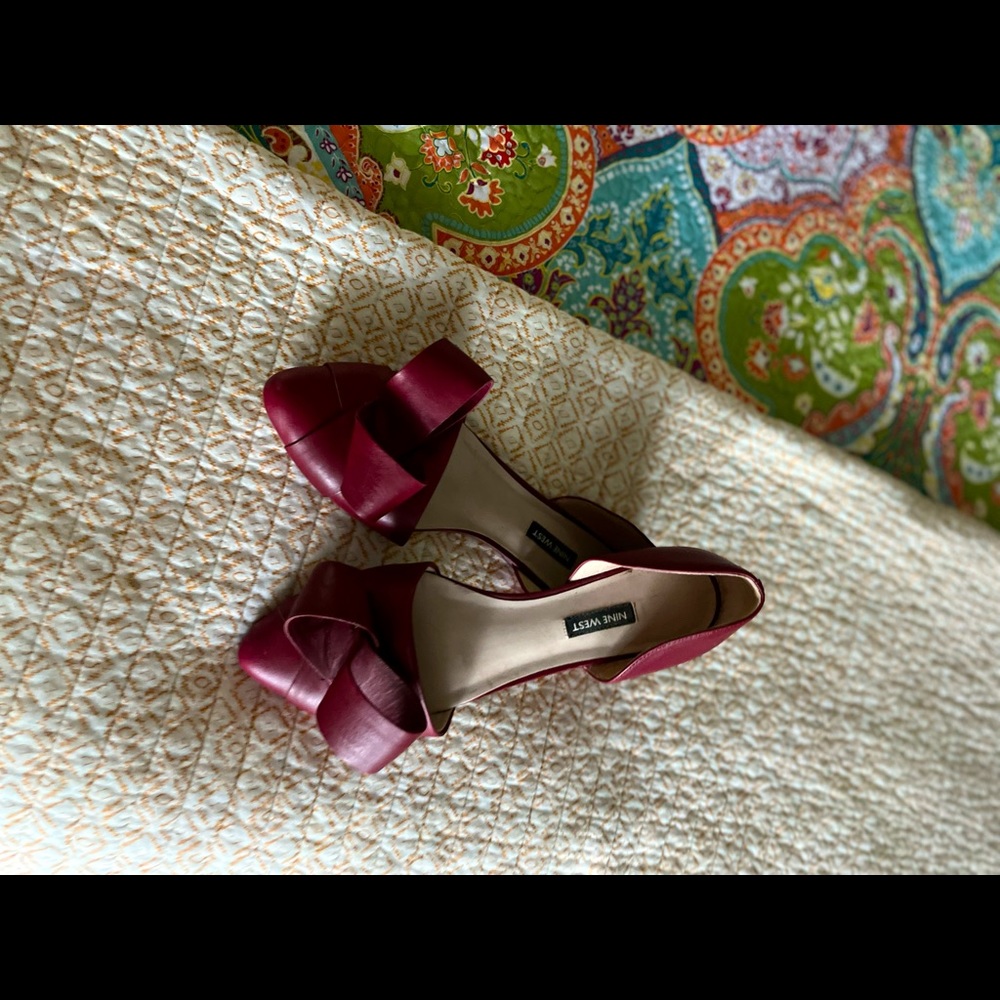 Nine West red Dorsey flats